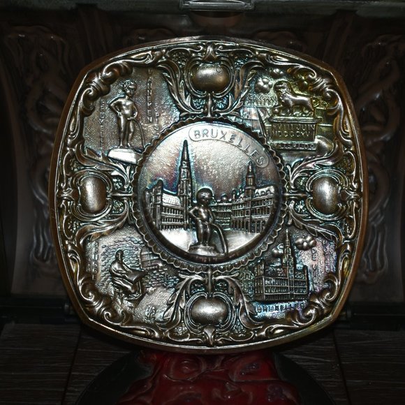 Vintage antique 3D ART WALL HANGING PLATE Brussels and its monuments - Picture 2 of 10